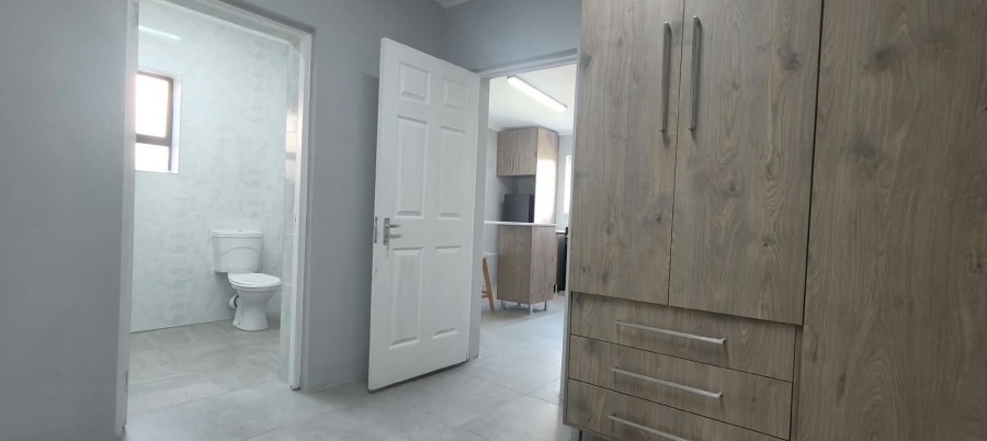 To Let 1 Bedroom Property for Rent in Newton Park Eastern Cape